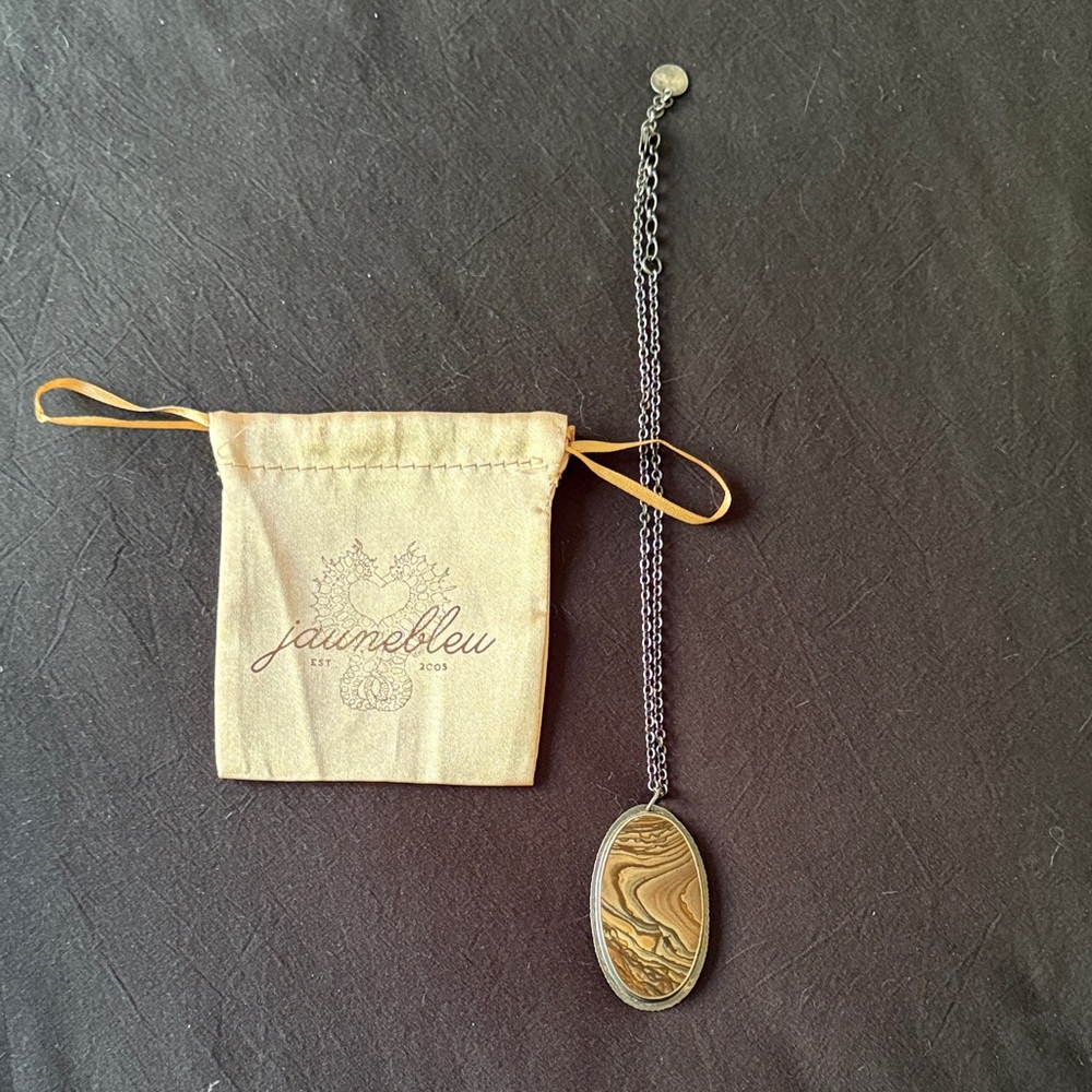 Silver and Brown Pendant Necklace